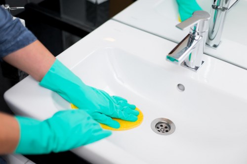 Commercial deep cleaning service for a Dulwich business